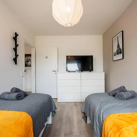 Sw7 - Grosszuegiges Haus Mit 10 Betten