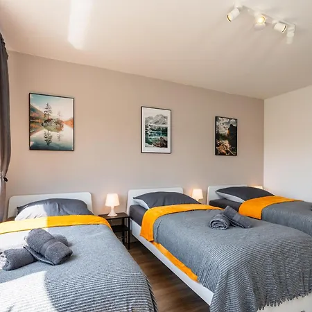 Holiday home Sw7 - Grosszuegiges Haus Mit 10 Betten *